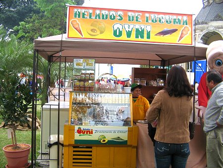 Helados Ovni en Mistura