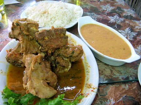 Restaurante La Paisana - Seco de cabrito con frejoles